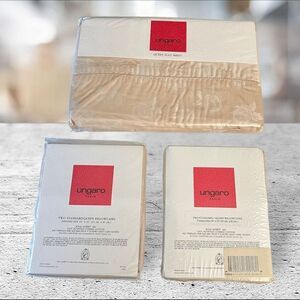 UNGARO PARIS Queen Rosebud Blush Flat‎ Sheet & 4 pc Pillow Case Set Vintage NEW